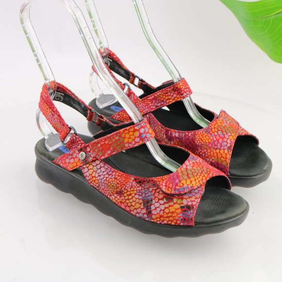 Wolky Women's Pitchu Adjustable Sandal Size 40 9 Red Multicolor Fantasy Comfy - Picture 2 of 11